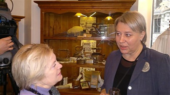 Художник-оформитель музея Инара Лиепа: «Утюг может многое рассказать о том времени, когда он был создан».  